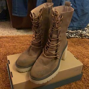Combat boots size 8. Some scuffs on heel